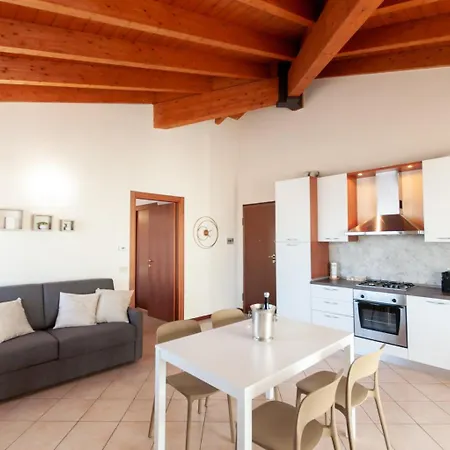 Dora's Desenzano del Garda